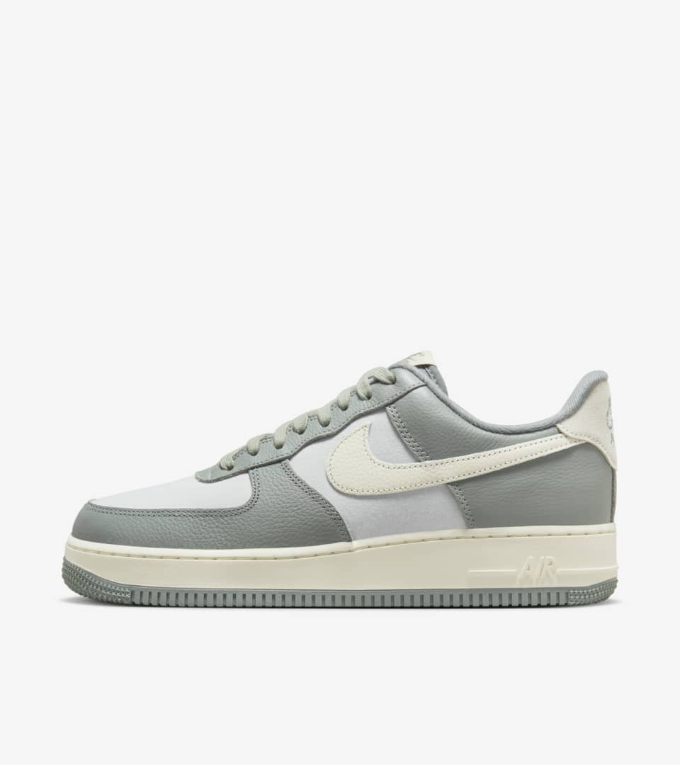 air force 1 light bone black mica green